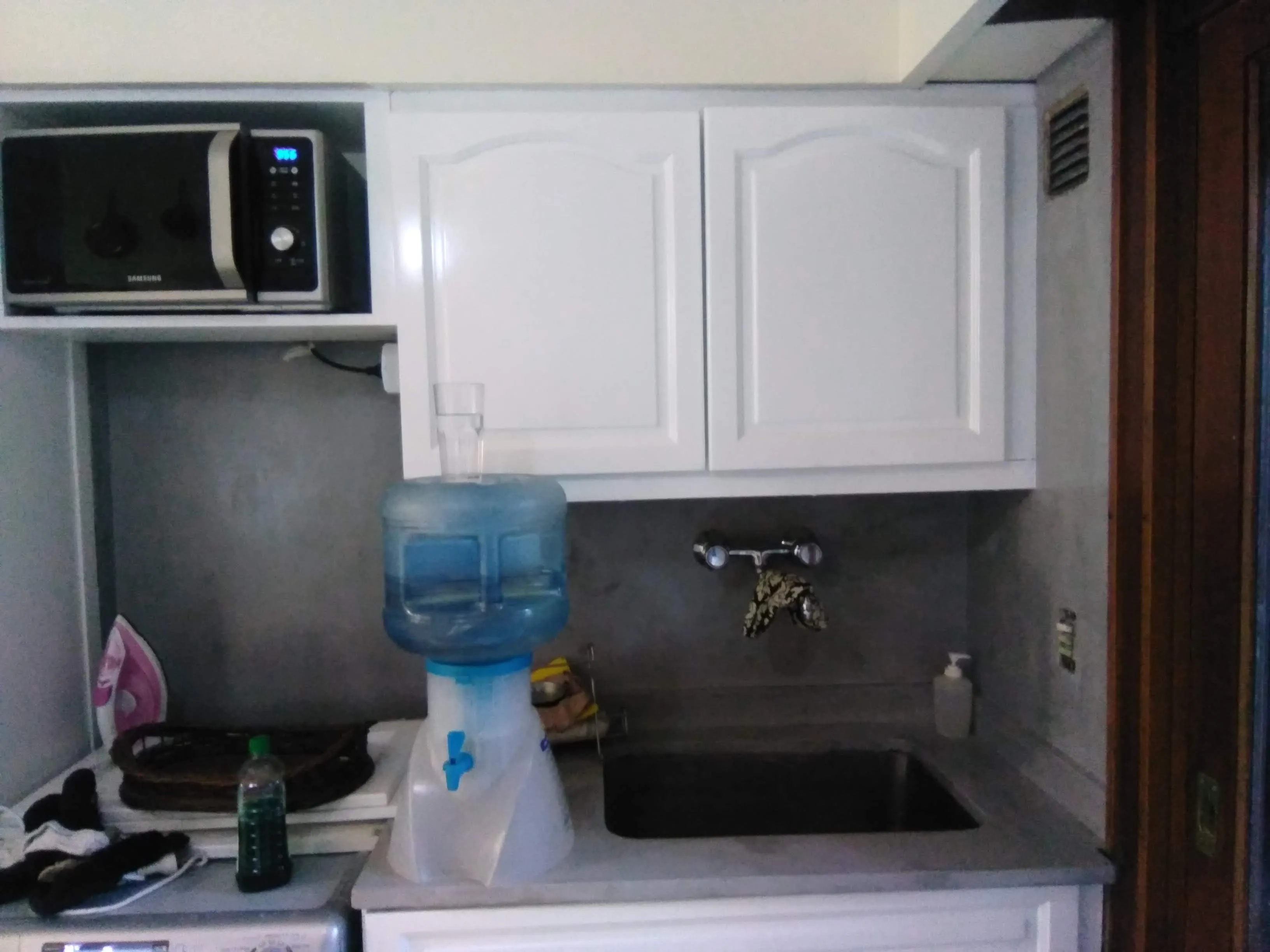 Renovación de cocina Olivos - Microcemento y Pintura - Imagen 11