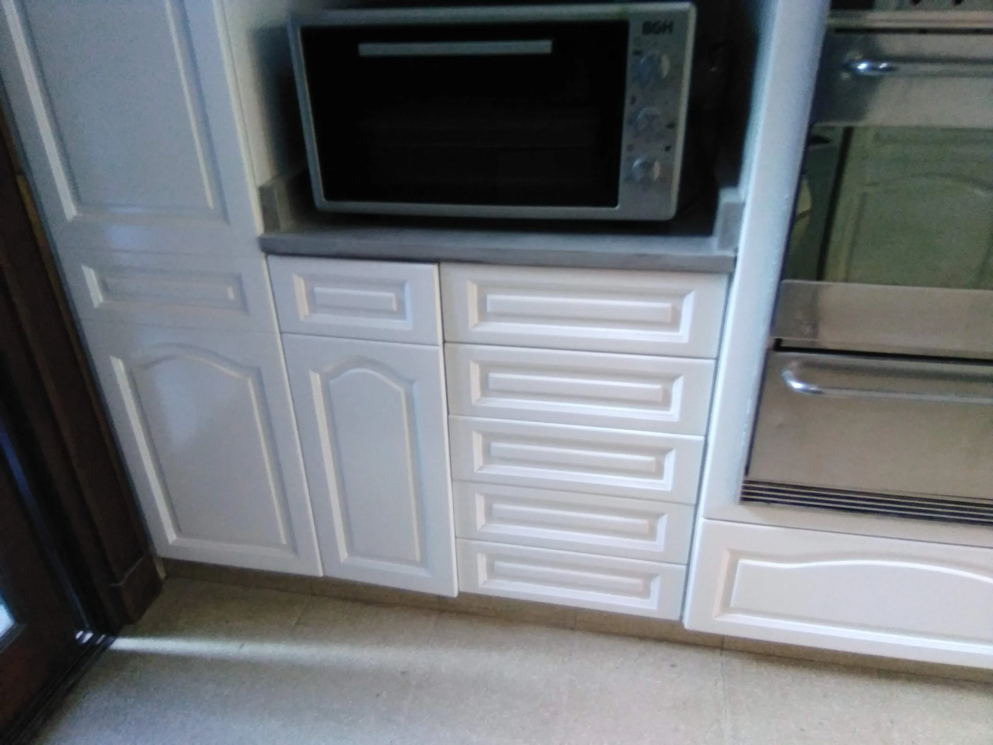 Renovación de cocina Olivos - Microcemento y Pintura - Imagen 13