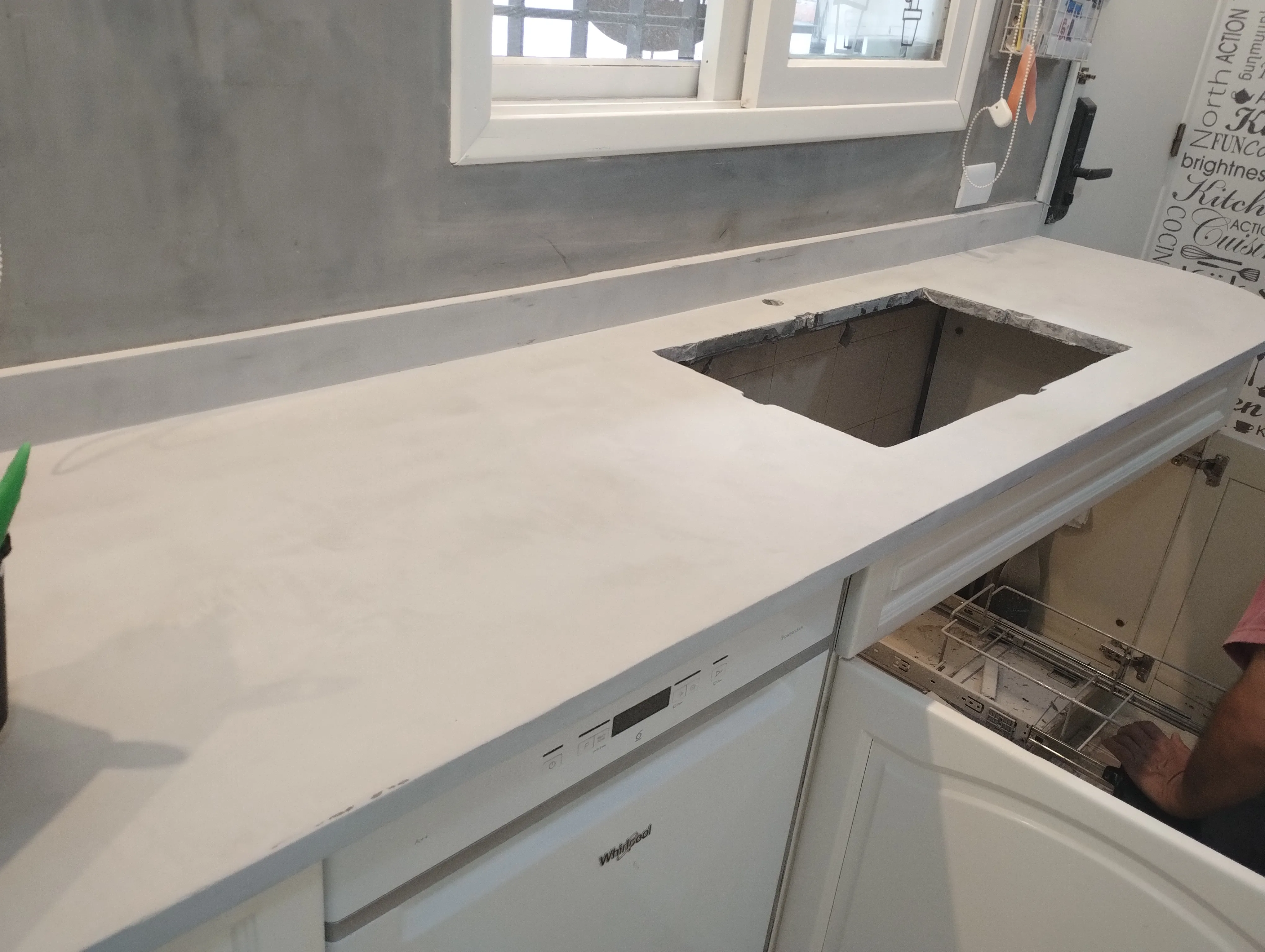 Renovación de cocina Olivos - Microcemento y Pintura - Imagen 15